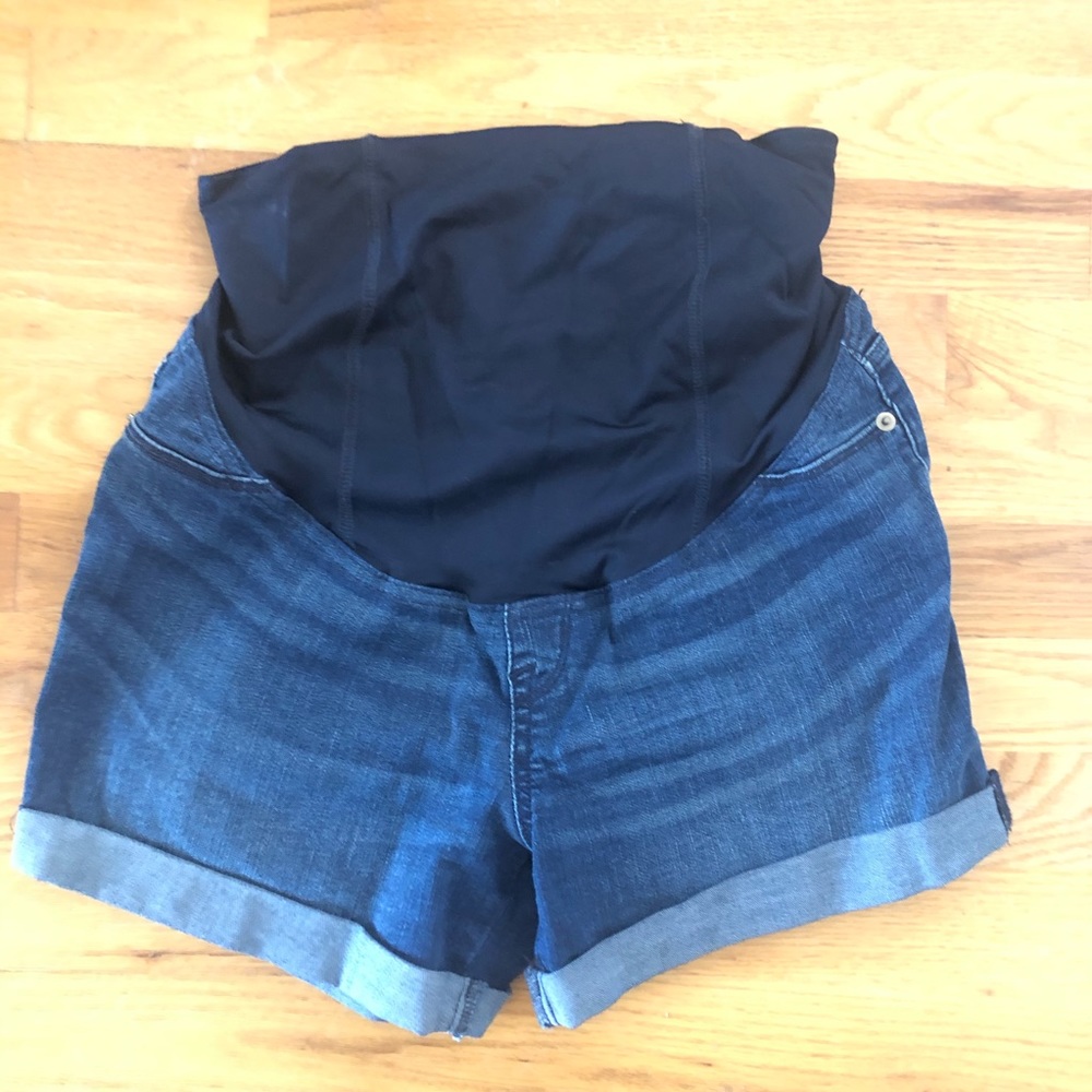 Women’s Maternity Shorts
